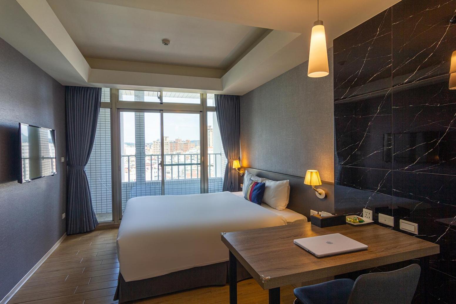 Check Inn New Taipei Luzhou Екстер'єр фото