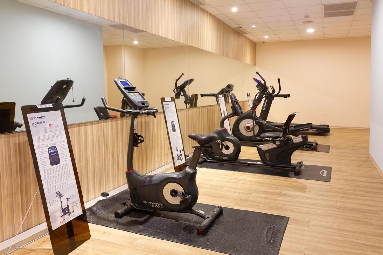 Check Inn New Taipei Luzhou Екстер'єр фото